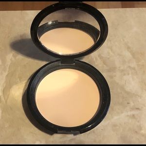 Powder Compact